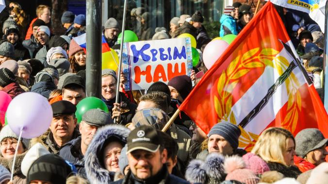 На время празднования годовщины воссоединения с Россией в центре Симферополе ограничат движение транспорта
