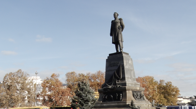  Памятнику адмиралу Нахимову исполнилось 127 лет