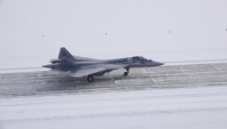 Ростех отправил в войска партию истребителей Су-57