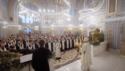411 священников Крыма спели единым хором в Херсонесе 