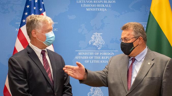 Global Times: США пытаются 