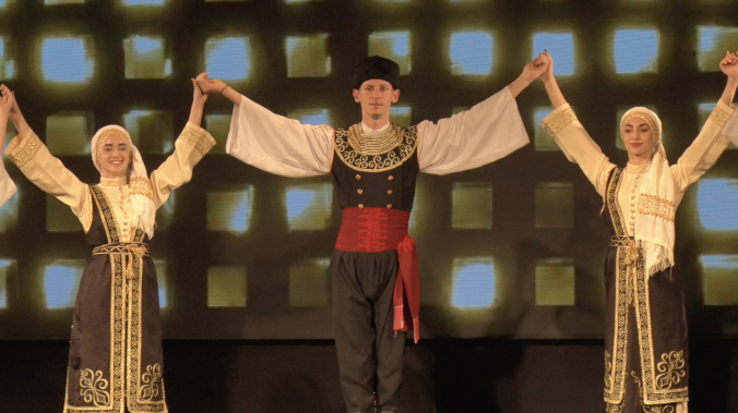 Греческий ансамбль «Сартанские самоцветы» из ДНР выступил в Севастополе 