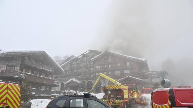В отеле Куршевеля не могли потушить пожар 12 часов
