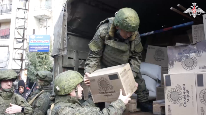 Военные России доставили в Сирию 20 тонн гумпомощи ::Первый Севастопольский