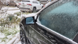 В опасный каток превратили улицы Севастополя февральские морозы 