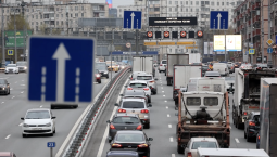 В 2025 году таможня Крыма оформила вдвое больше автомобилей