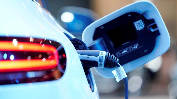 Mercedes-Benz планирует окончательный переход на электромобили с 2025 года