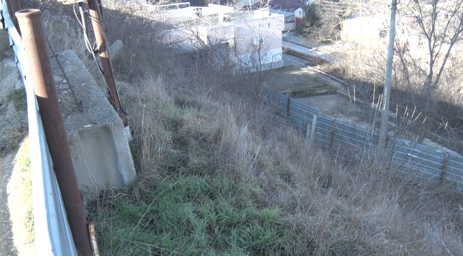 В Любимовке опасаются обрушения бетонных блоков