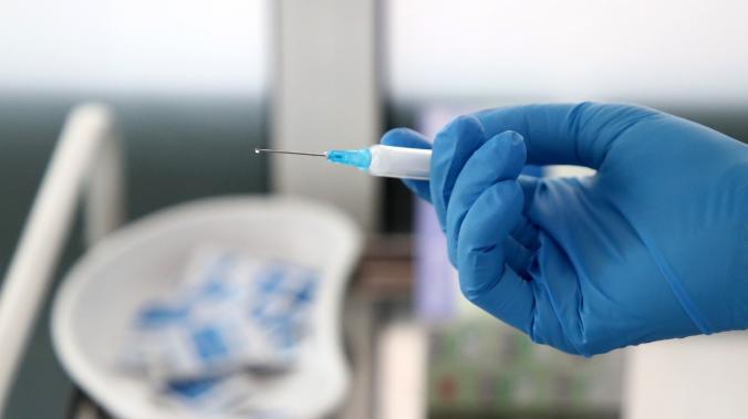 Вакцину «ЭпиВакКорона» выпустят в виде шприц-доз