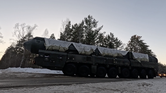 В Сибири провели учения с ракетными комплексами «Ярс»