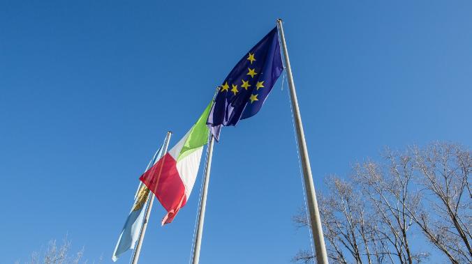 Эмбарго на все: почему Италия упрашивает ЕС смягчить санкции против РФ