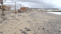 Из-за выбросов мазута в Севастополе ввели режим ЧС регионального значения