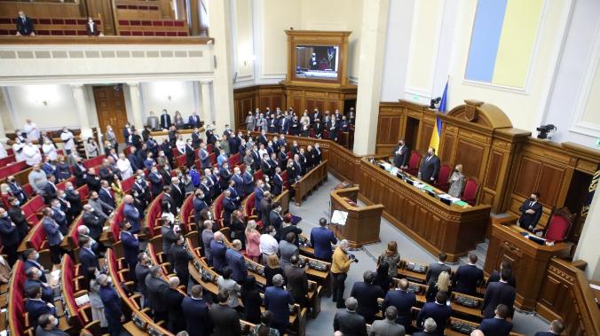Бюджет Украины лишь на треть формируется самостоятельно