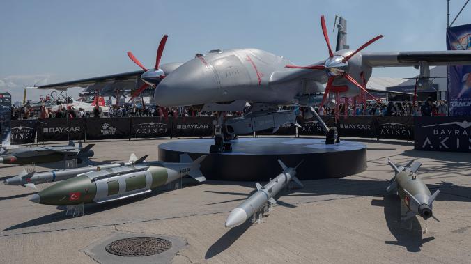 ВСУ хочет закрыть небо над Донбассом турецкими дронами 