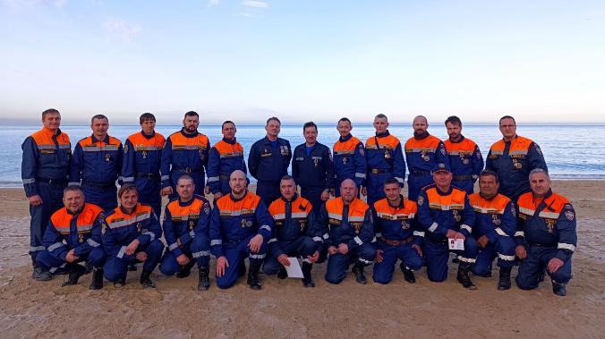 Спасателей Севастополя наградили за верность делу