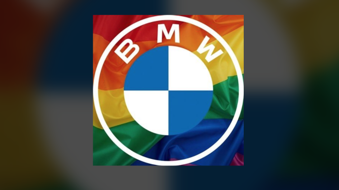 В российском сегменте Сети  поднялась волна раздражения к BMW из-за логотипа