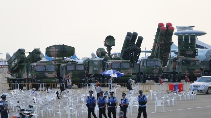 Китай обвиняют в продаже бракованного оружия