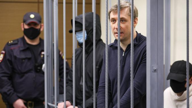 Суд приговорил экс-полицейского Захарченко к 16 годам лишения свободы