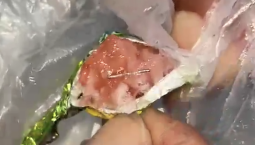 В Бишкеке поймали раздатчика конфет с иглами