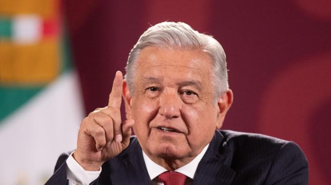 Президент Мексики: США оплачивают вооружение Украине, игнорируя соседей