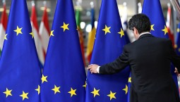 Евросоюзу все же удалось согласовать девятый пакет санкций против РФ 