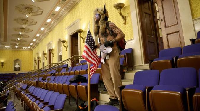 Зачинщики вторжения в Конгресс США предстали перед судом