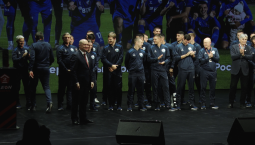 Медалями и кубком наградили игроков ФК «Севастополь»