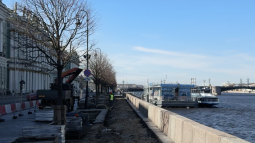 В Санкт-Петербурге ремонтируют набережные и мосты