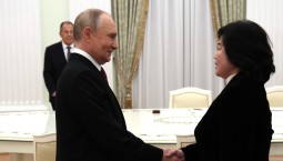 Владимир Путин принял в Кремле главу МИД КНДР Цой Сон Хи