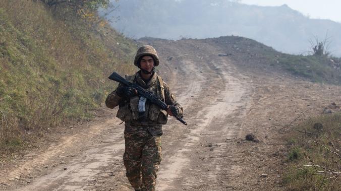 Азербайджан перебрасывает спецназ в район карабахского конфликта