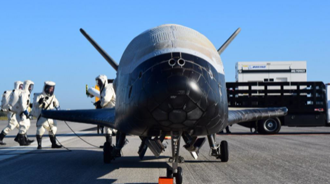 Эксперт назвал оружие против американского «ядерного» космолета Boeing X-37B