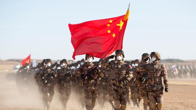 Китай провел военные учения со стрельбами около Тайваня