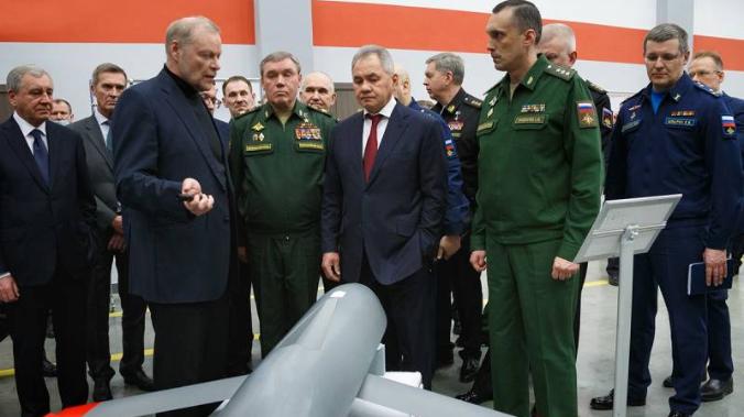 «Кронштадт» планирует превратить Ил-76 в носитель малых БПЛА