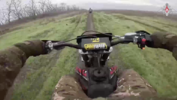 Бойцы группировки войск «Днепра» тренируются в вождении мотоциклов