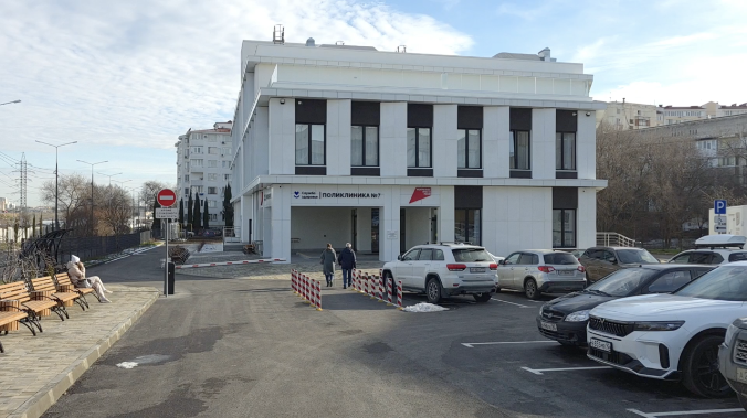 Поликлинику №7 проинспектировал губернатор Севастополя Михаил Развожаев