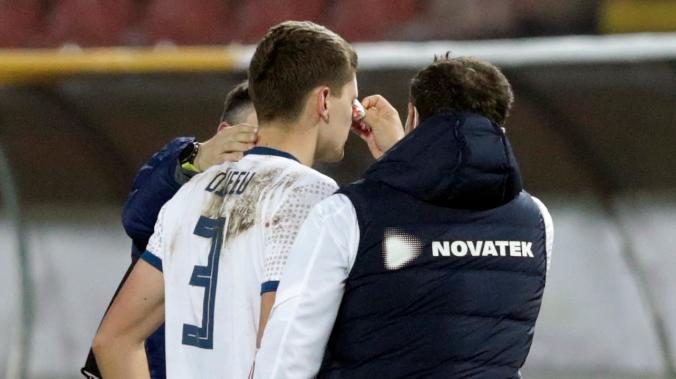 Защитник ЦСКА получил черепно-мозговую травму во время матча с сербами