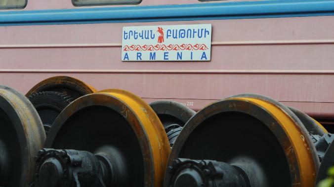 Армения и Азербайджан договорились о строительстве железной дороги через Карабах 