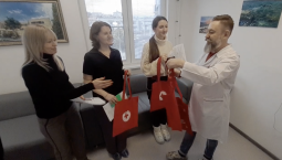 Татьян-доноров поздравили в Центре крови Севастополя 