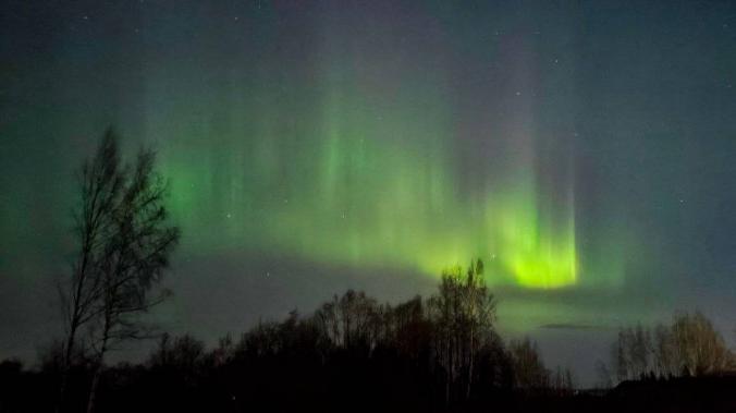 Российские регионы озарило северное сияние 