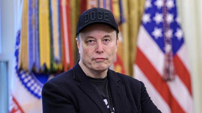 Маск разрешил Киеву наводить дроны через Starlink