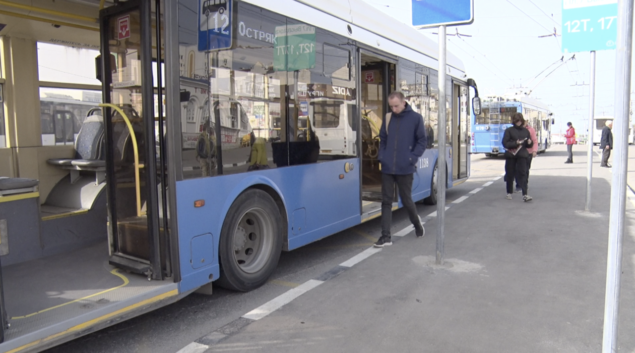 На Пасху автобусы и троллейбусы в Севастополе будут ходить всю ночь  ::Первый Севастопольский