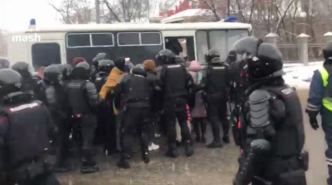 Полиция пресекла «поход на Матросскую тишину» в Москве