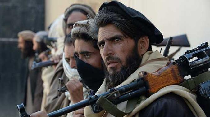 300 военнослужащих армии Афганистана сбежали от талибов в Таджикистан