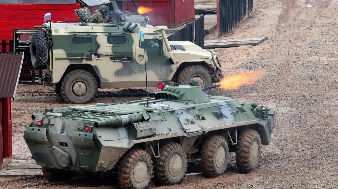 Белоруссию пытаются уличить в переброске войск к границе с Украиной