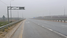 В Севастополе ухудшается обстановка на дорогах из-за мокрого снега и гололёда