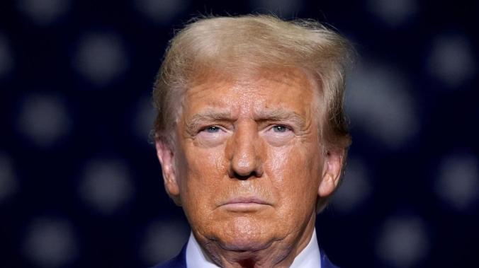 Трамп заявил о шансе завершить войну с Ираном 