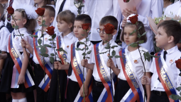 В гимназии №24 прозвучал юбилейный 55-й звонок