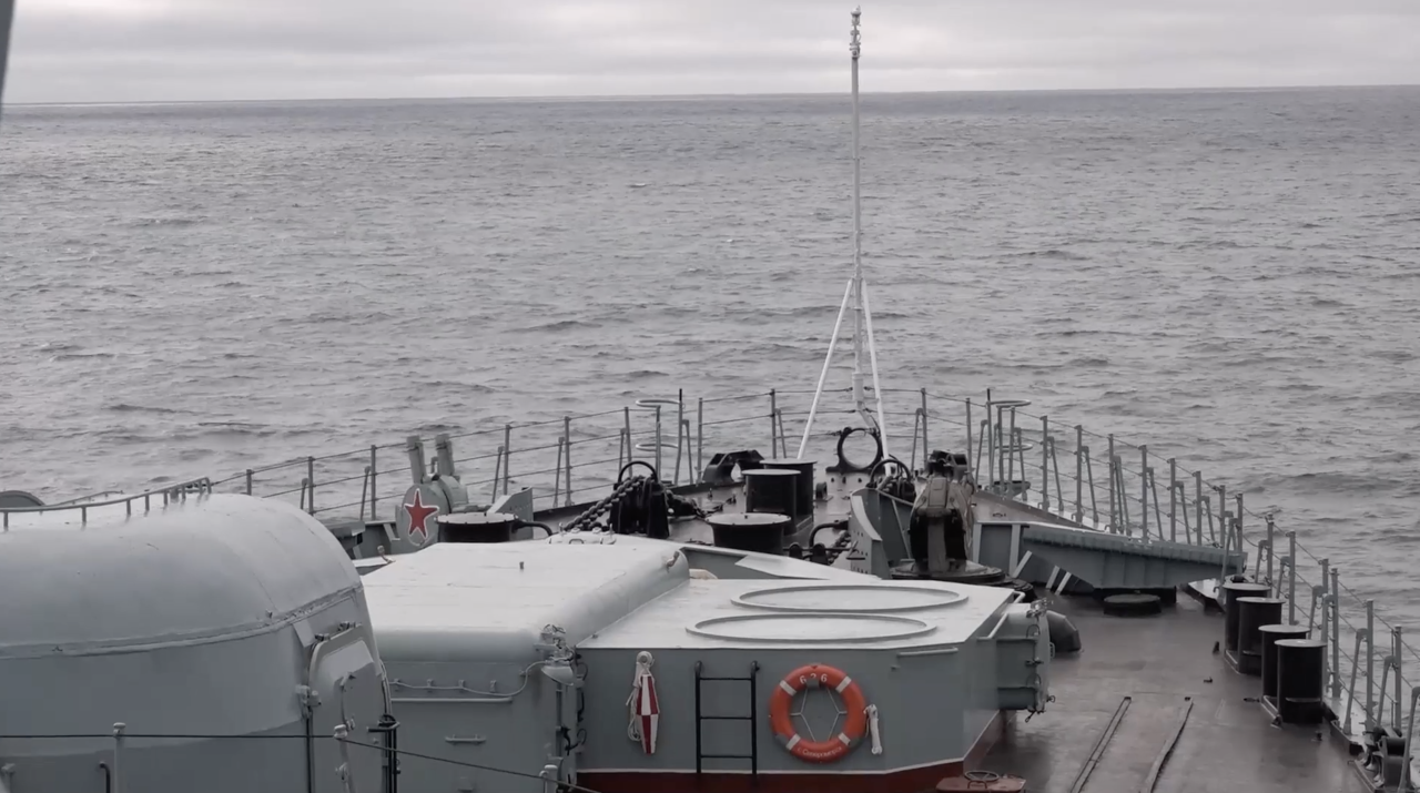 Арктическая группировка прошла 6 500 морских миль ::Первый Севастопольский