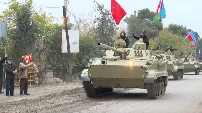 СМИ: Азербайджанские танки прорвались на территорию Армении 