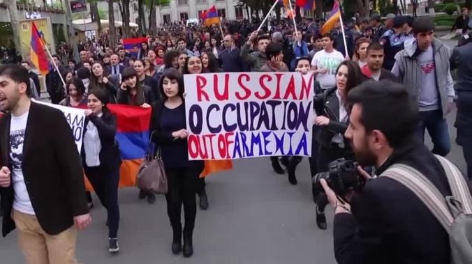 Россия вложит в экономику Армении дополнительный миллиард долларов 